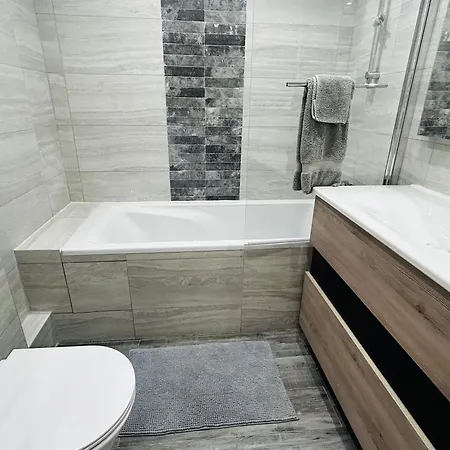 Apartamento La Seigneurie Magnifique 4p Standing Avec Jardin
